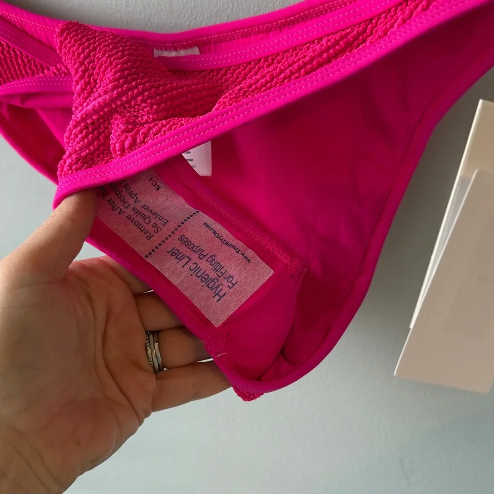 Good American Always Fit Boomerang Bikini Bottom in Pink‎ Glow002 NWT